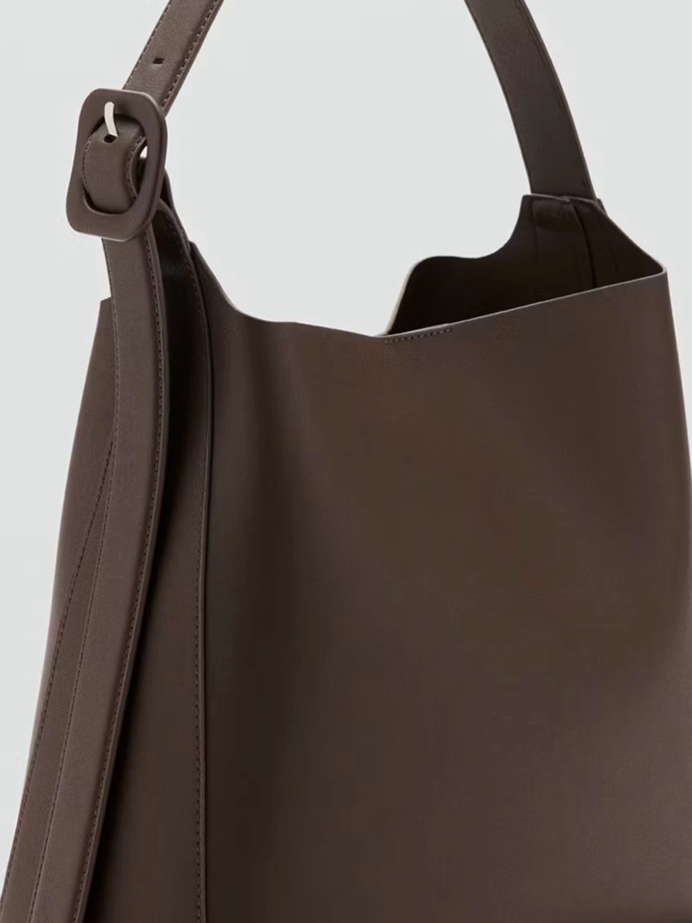 Mango Minimal Smooth Shoulder Bag in Dark Brown